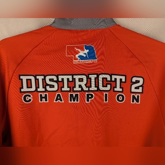 wrestling district 2 champion pullover by Near Fall size small - Picture 9 of 9